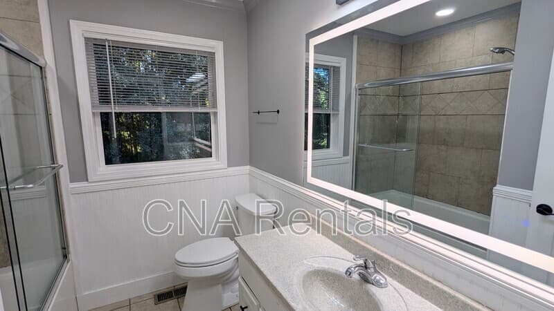 Smyrna House: 2042 Spring Rd SE
