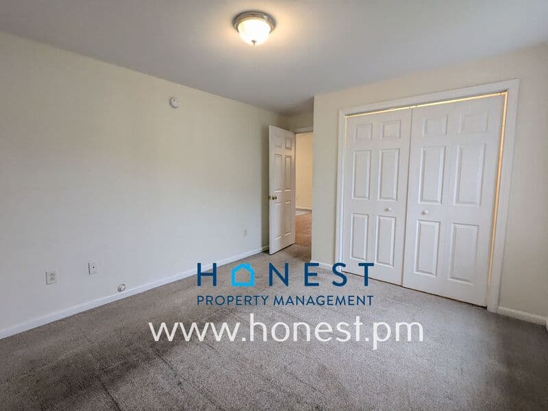 Augusta Condo: 5 Crooker Street