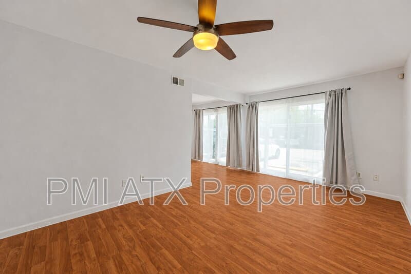 Austin Condo: 2124 Burton Drive