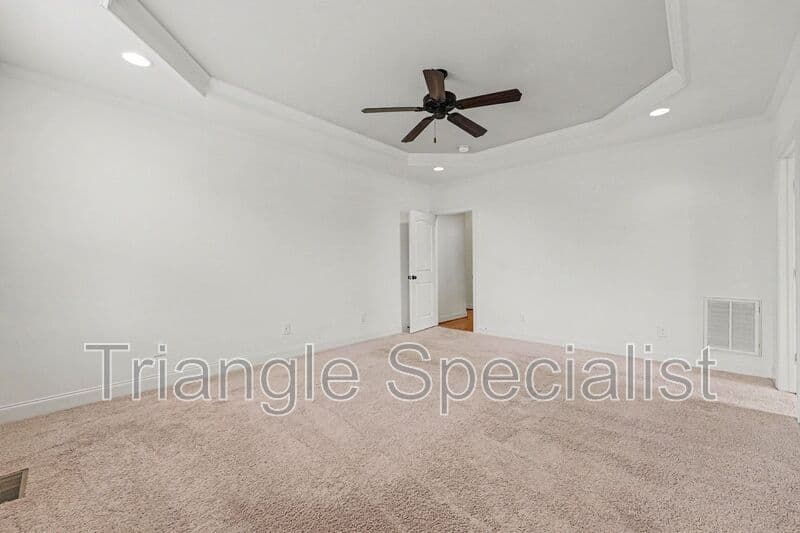Rolesville House: 7436 Pomona Avenue