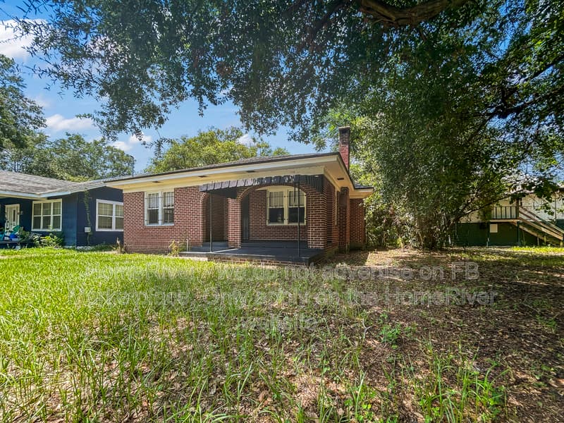Jacksonville House: 811 Broxton St