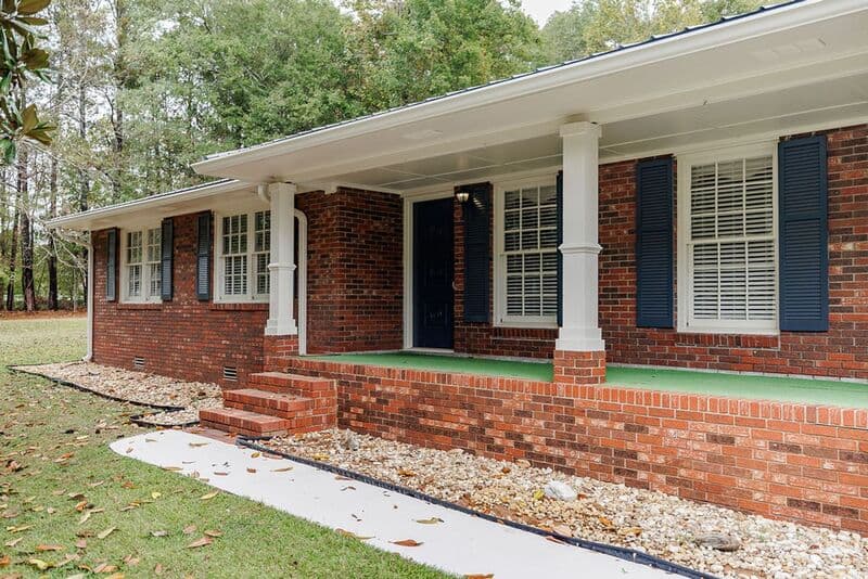 Watkinsville House: 1110 Maple Cir