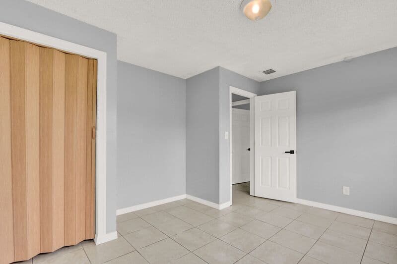 Fort Pierce House: 3104-3210 Louisiana Avenue