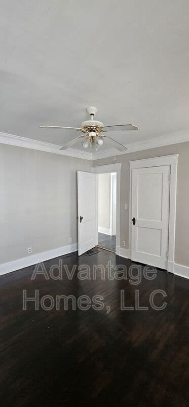 Kansas City House: 3808 Roanoke