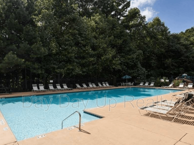 Duluth House: 3225 Ennfield Lane