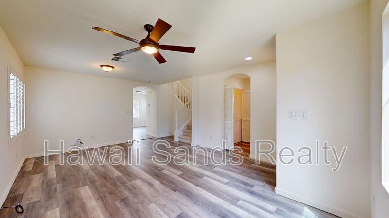 Ewa Beach House: 91-1040 Kai Kukuma St