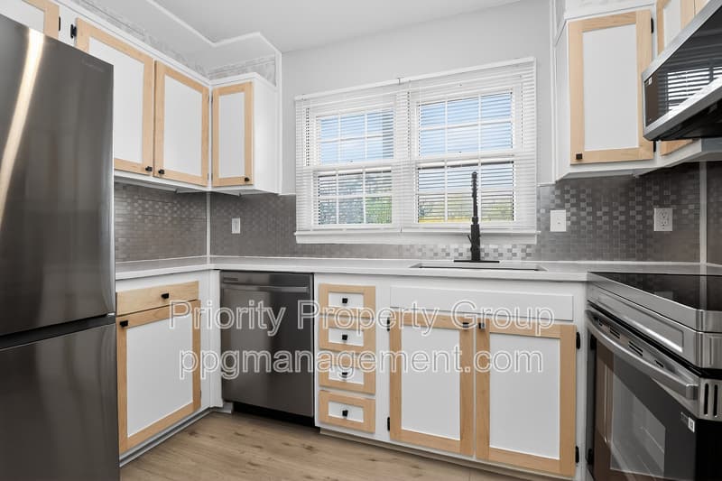 Charlotte Condo: 4601 Coronado Drive Apt B