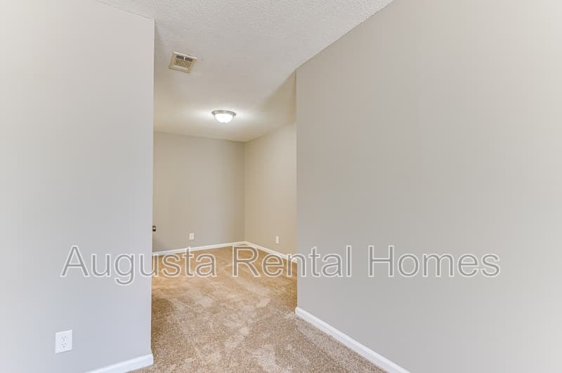 Augusta Condo: 940 Stevens Creek Road 403