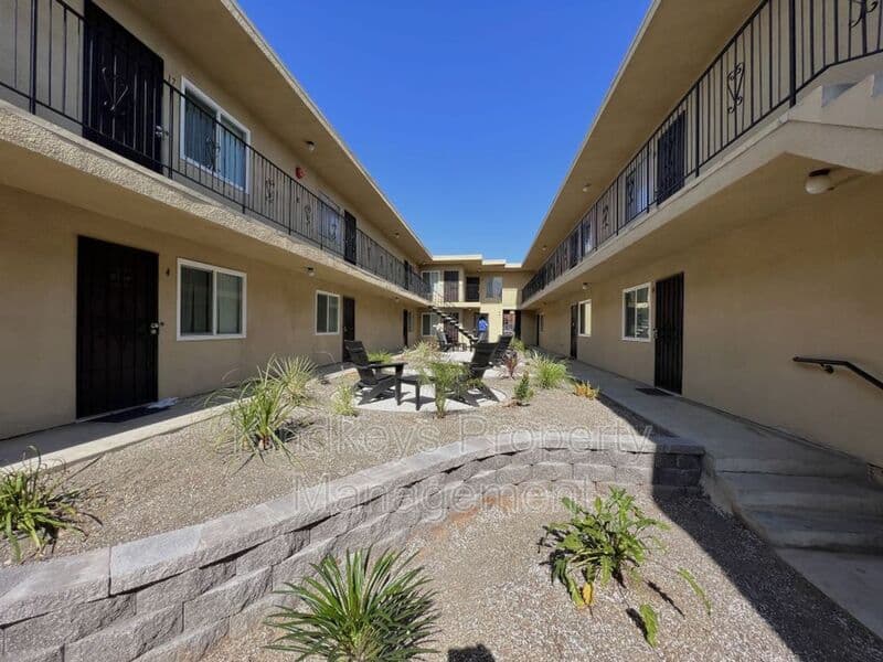 San Diego Condo: 7791 Linda Vista