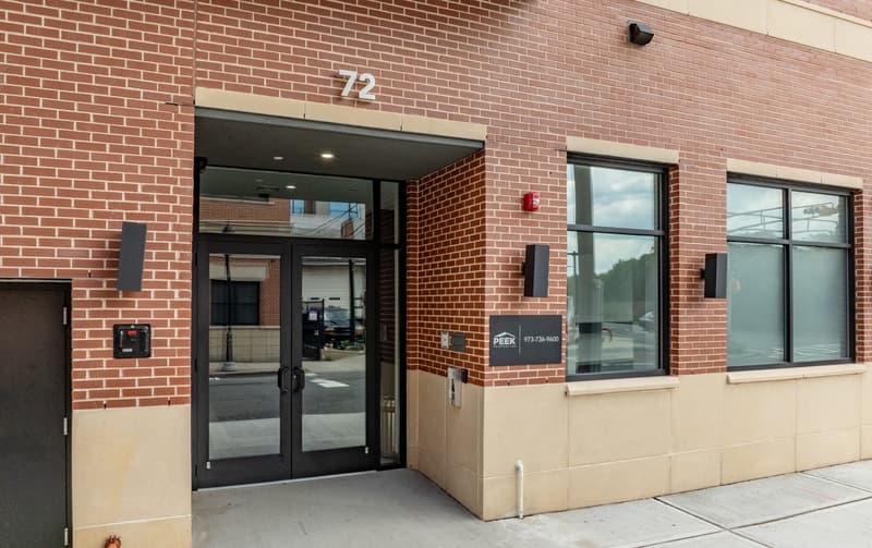 Orange Condo: 72 S Essex Ave, City of Orange, NJ 07050 - 613