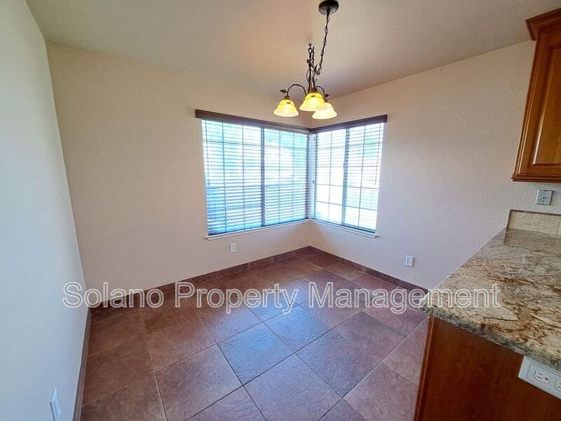 Vacaville House: 354 Bradley Dr.