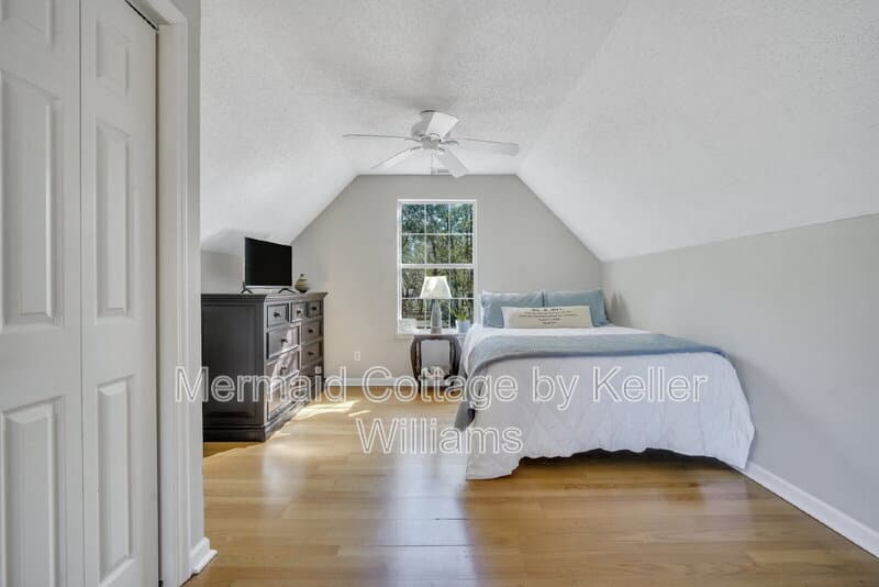 Ladys Island House: 19 LeMoyne Drive