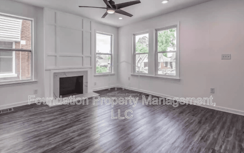 Memphis House: 1015 North Willett Street