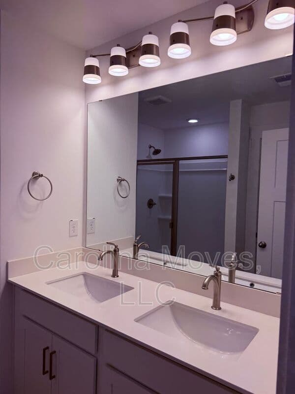 Fountain Inn Townhome: 508 Round Rock Way