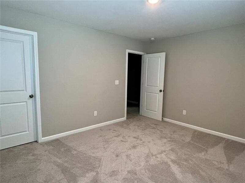 Hoschton House: 2119 Wood Thrush Way