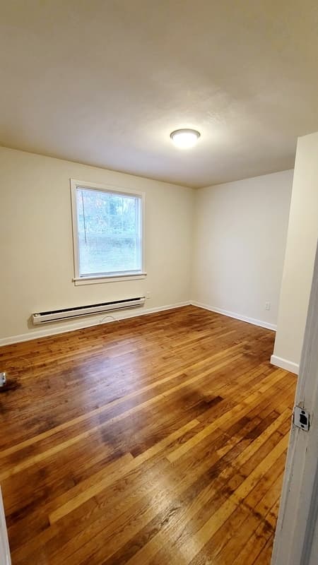 Richmond Condo: 2603 5th Ave