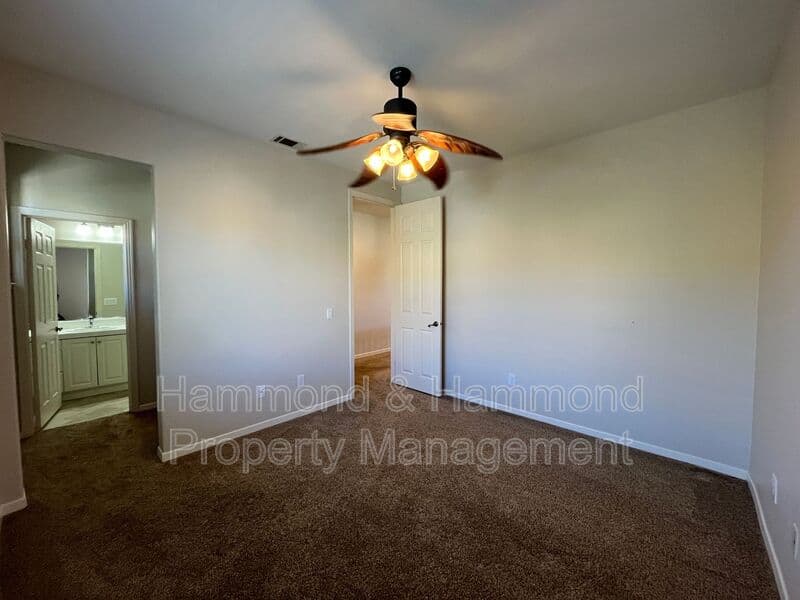 Simi Valley House: 5552 Evening Sky Dr