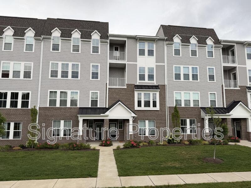Chesterfield Townhome: 14469 Hancock Towns Dr
