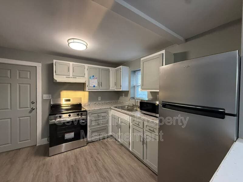 Columbus Condo: 600 S Warren Ave