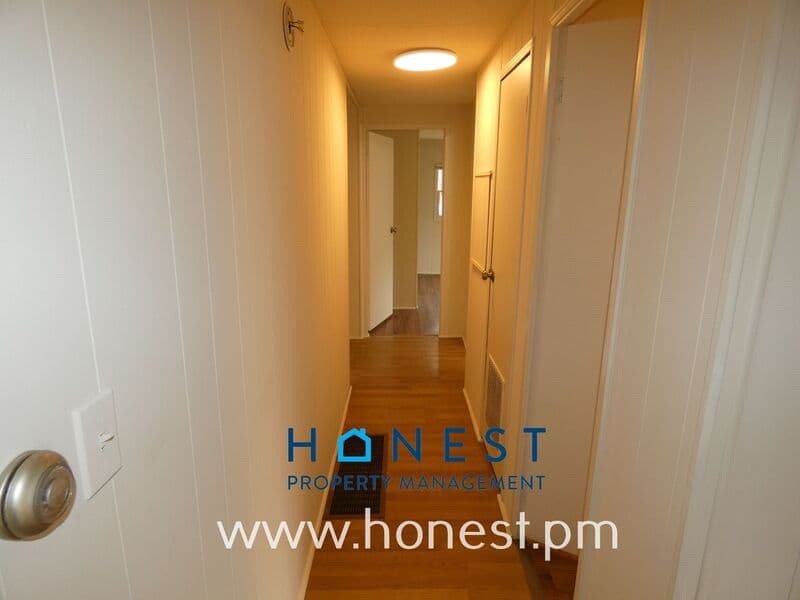 Augusta House: 146 Sewall Street