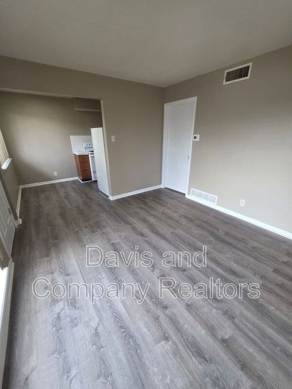 Midland Condo: 3001 W Ohio Ave