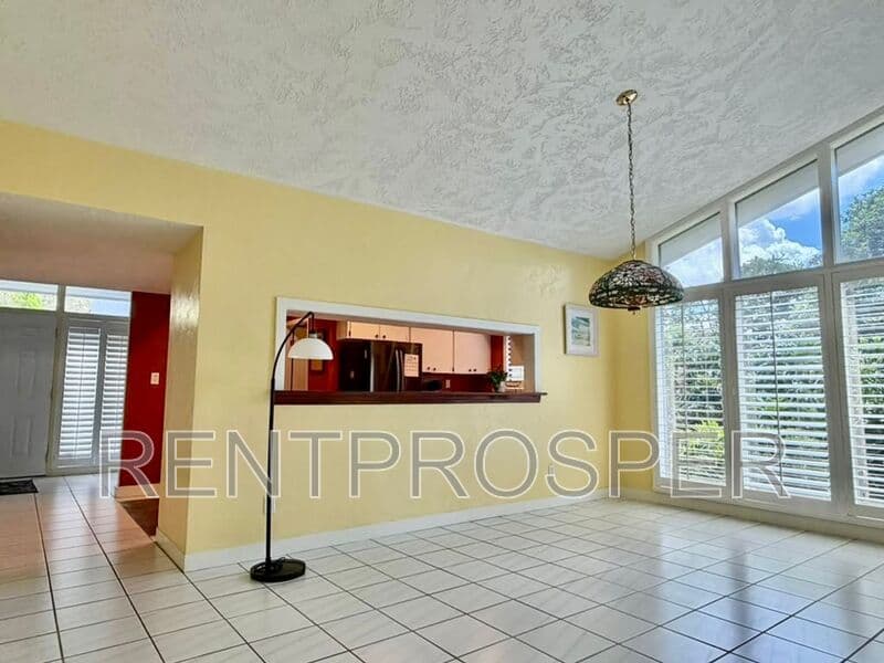 Haines City House: 107 Canterbury Drive
