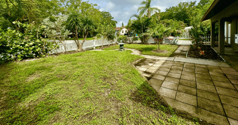 St. Petersburg House: 4367 19th Street North