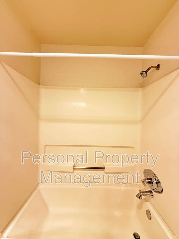 Vancouver Condo: 3412 NE 66th Ave