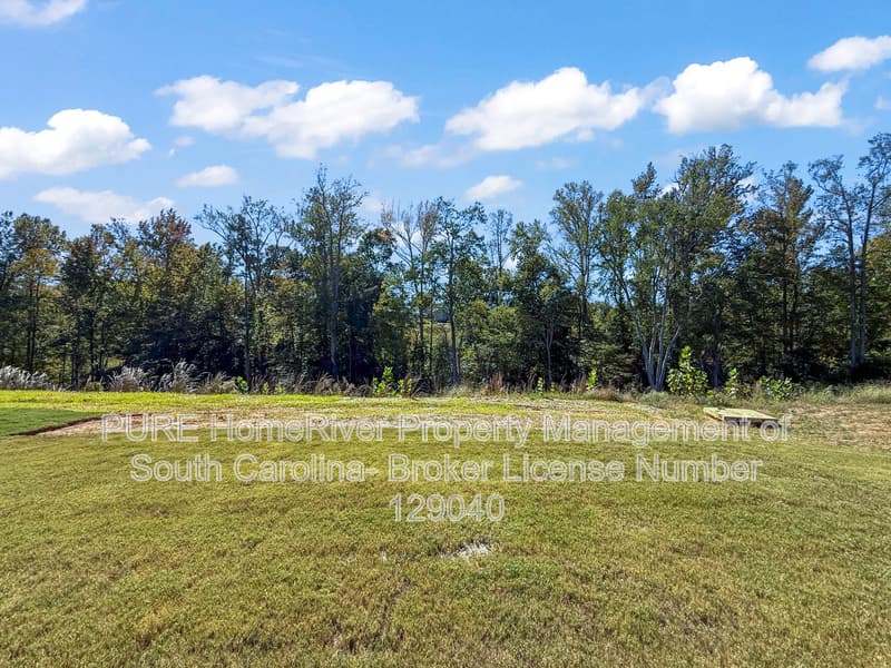 Spartanburg House: 484 Sundown Dr