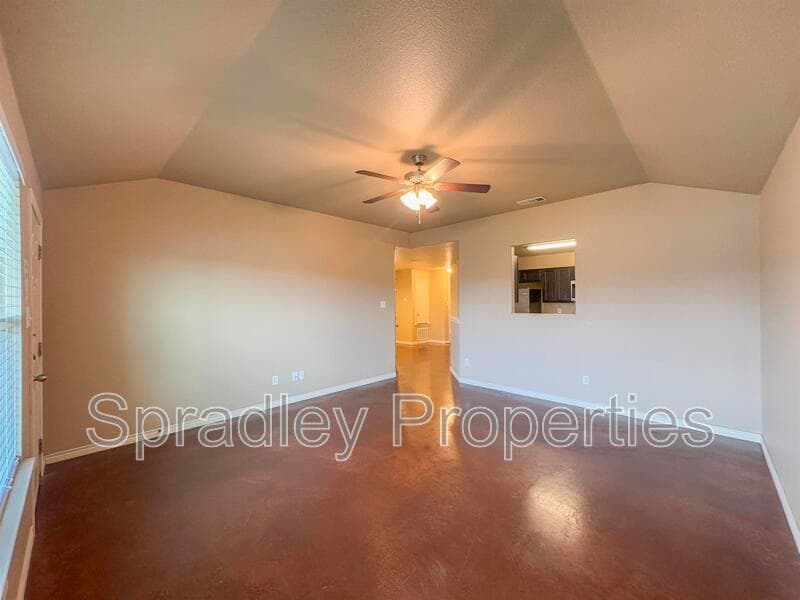 Belton Condo: 1561 Brady Way