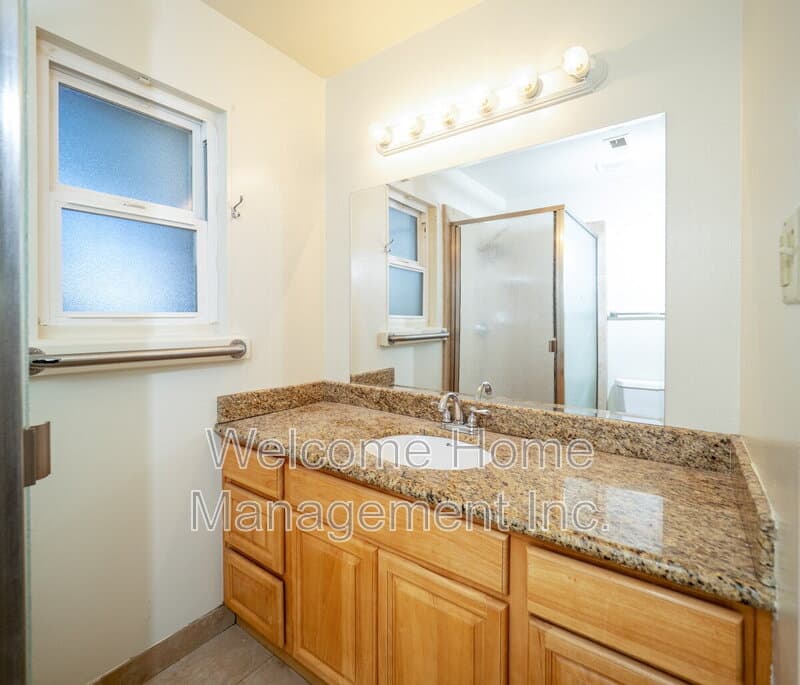 Pleasanton House: 4151 Francisco Street