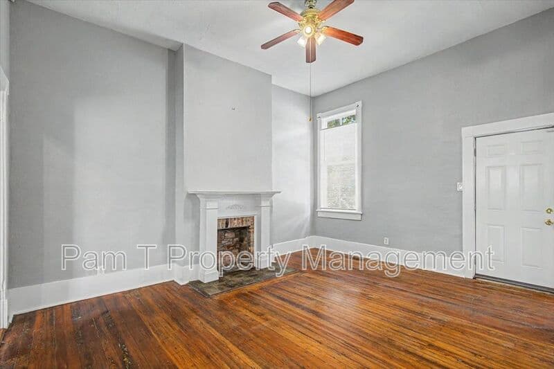 Savannah Condo: 402 E Park Ave