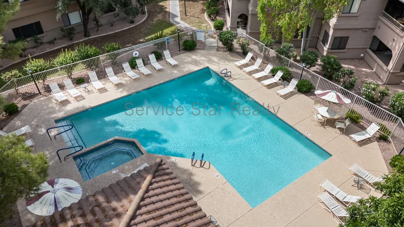Scottsdale House: 15252 N 100th St