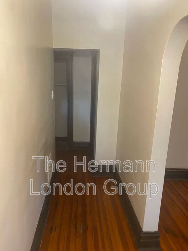 Saint Louis Condo: 2606 Oregon Avenue
