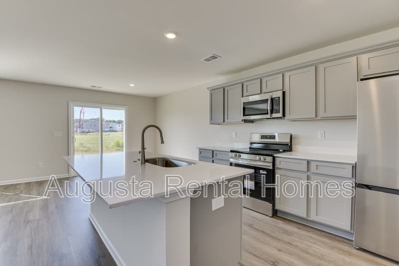 Aiken House: 5744 Cobalt Falls Bend