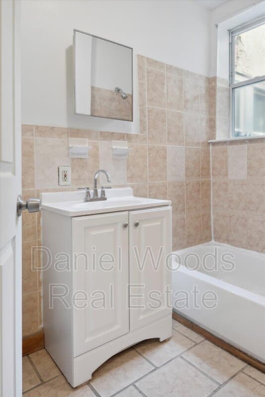 Philadelphia Condo: 758 S 52nd St