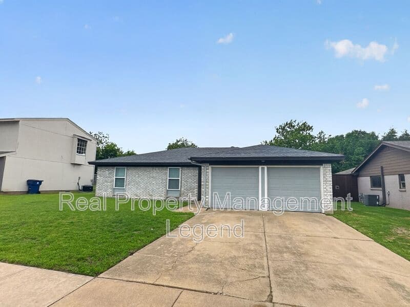 Crowley House: 109 N. Heights Drive
