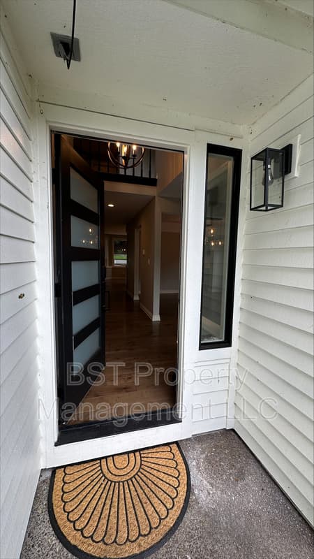 West Linn House: 25130 Rancho Lobo Court