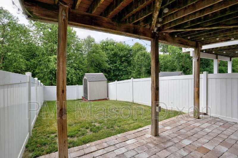 Baltimore House: 8434 Stansbury Lake Drive