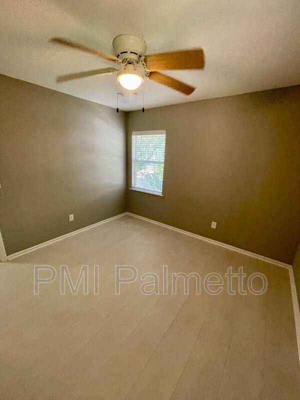 Columbia Condo: 2A Cutlers Court