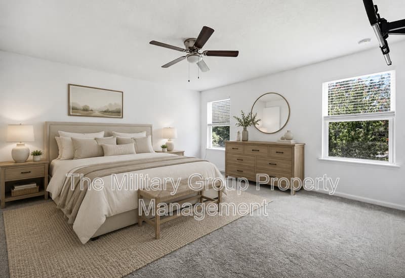 Orange Park House: 391 Hepburn Rd