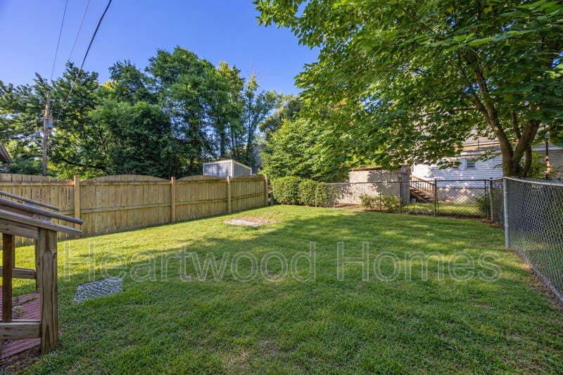 Columbia Condo: 117 Church Street