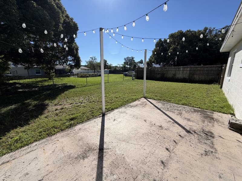 Orlando House: 1313 Summer Breeze Road
