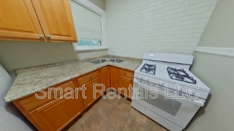 St. Louis Condo: 4277 Chippewa Street - 2