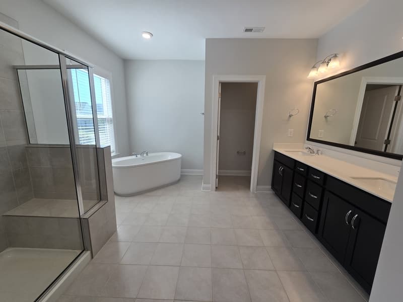 Knightdale House: 421 Hawkeye Drive