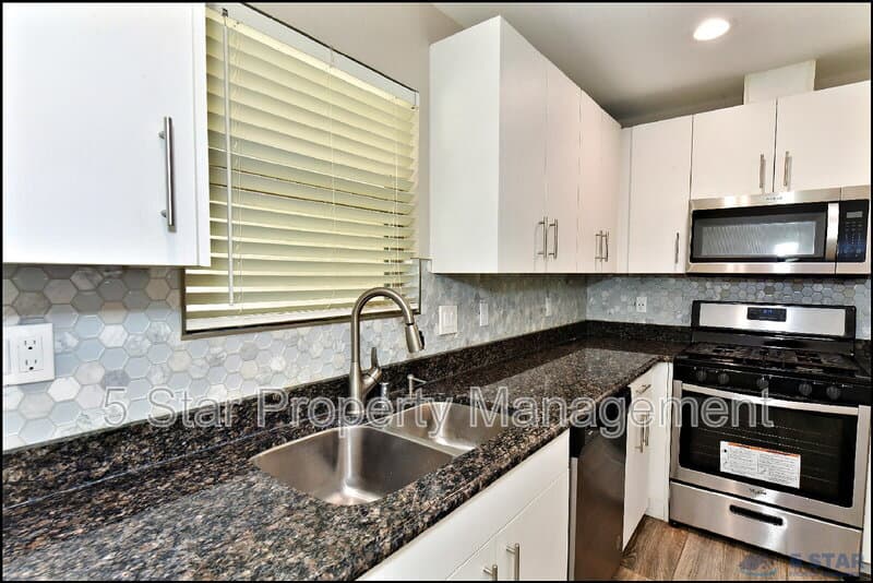 Horizon City House: 963 Aircoupe Way !!