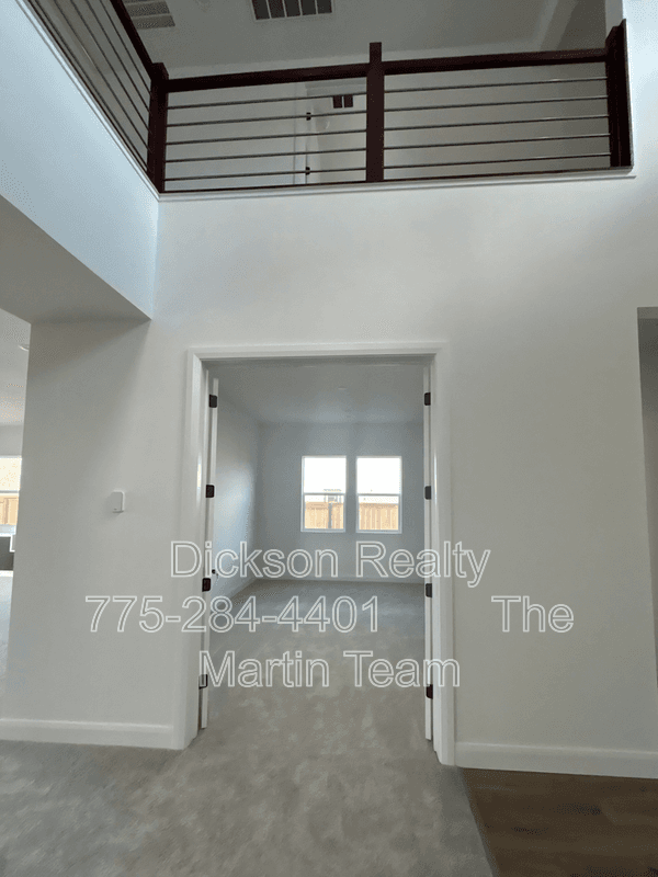 Sparks House: 11635 Vinegar Peak Drive