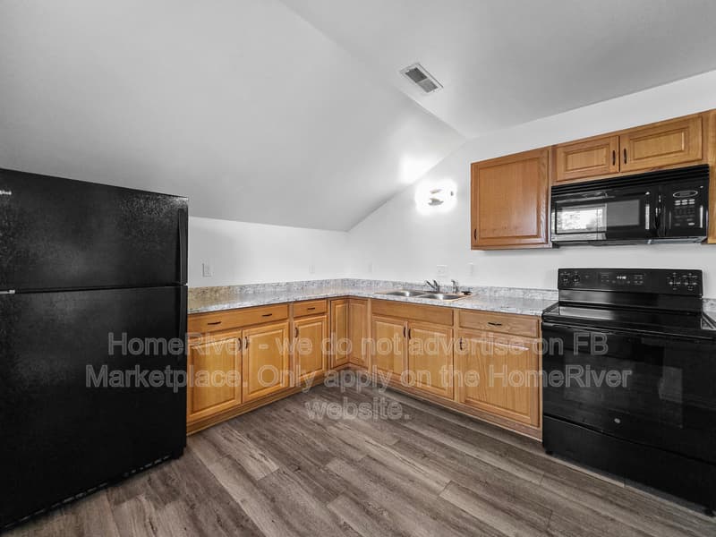 Lebanon Condo: 514 E Washington St