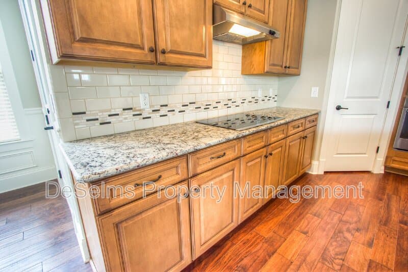 Thompson's Station House: 3125 Hazelton Drive