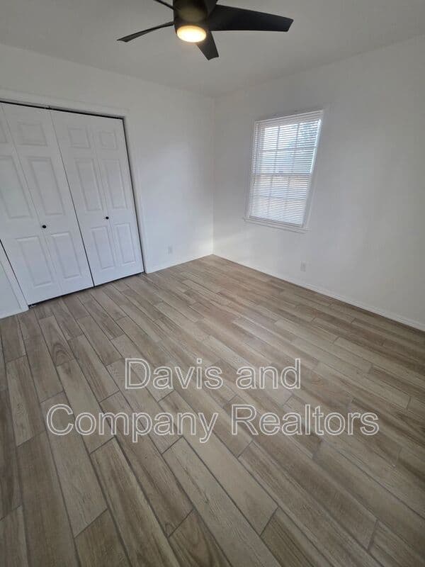 Midland House: 4307 Harvard Ave